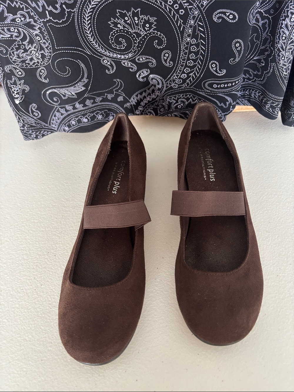 comfort plus by Predictions Chocolate Brown Mary Jane Flats with Elastic Strap